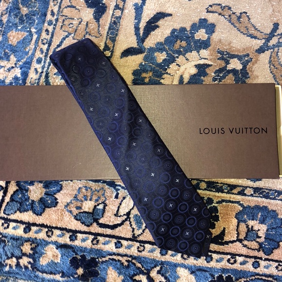 Louis Vuitton Other - NWOT Louis Vuitton Silk Tie